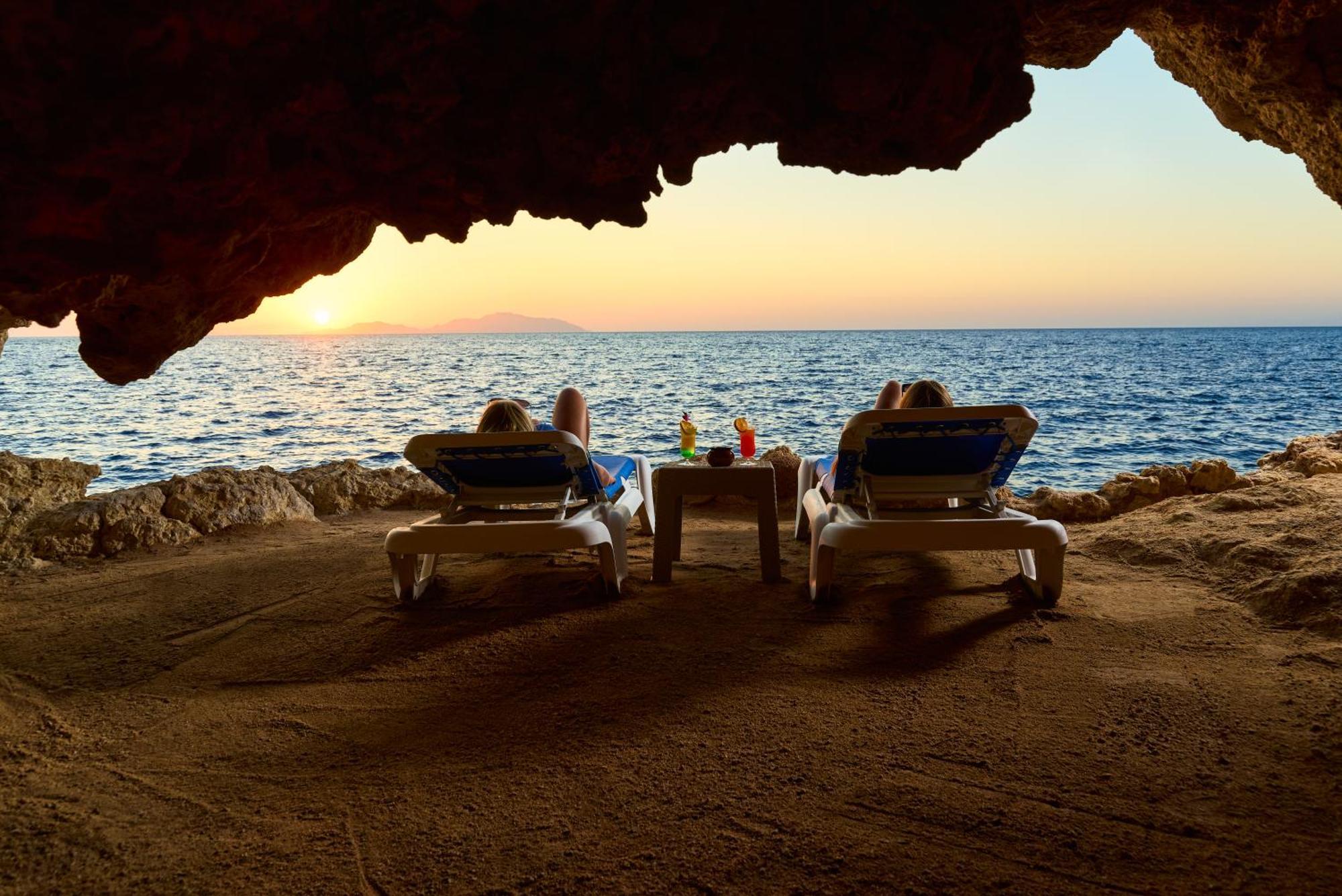 Dreams Beach Resort - Sharm El Sheikh Exterior foto Sunset at the beach